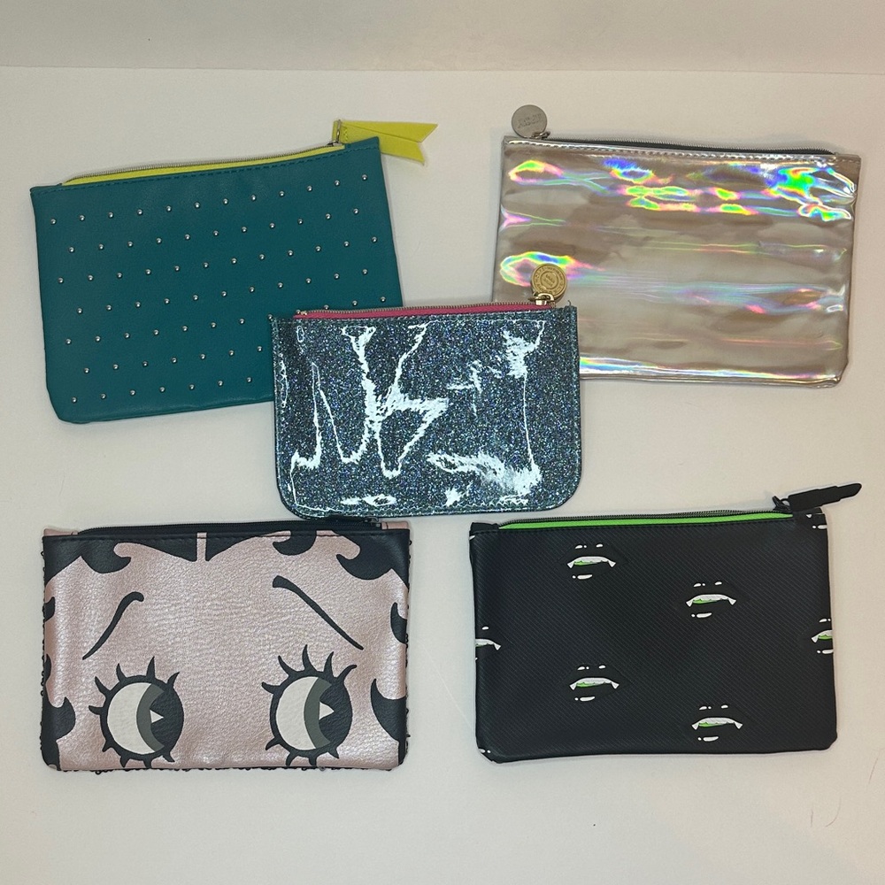 Bundle of Pouches